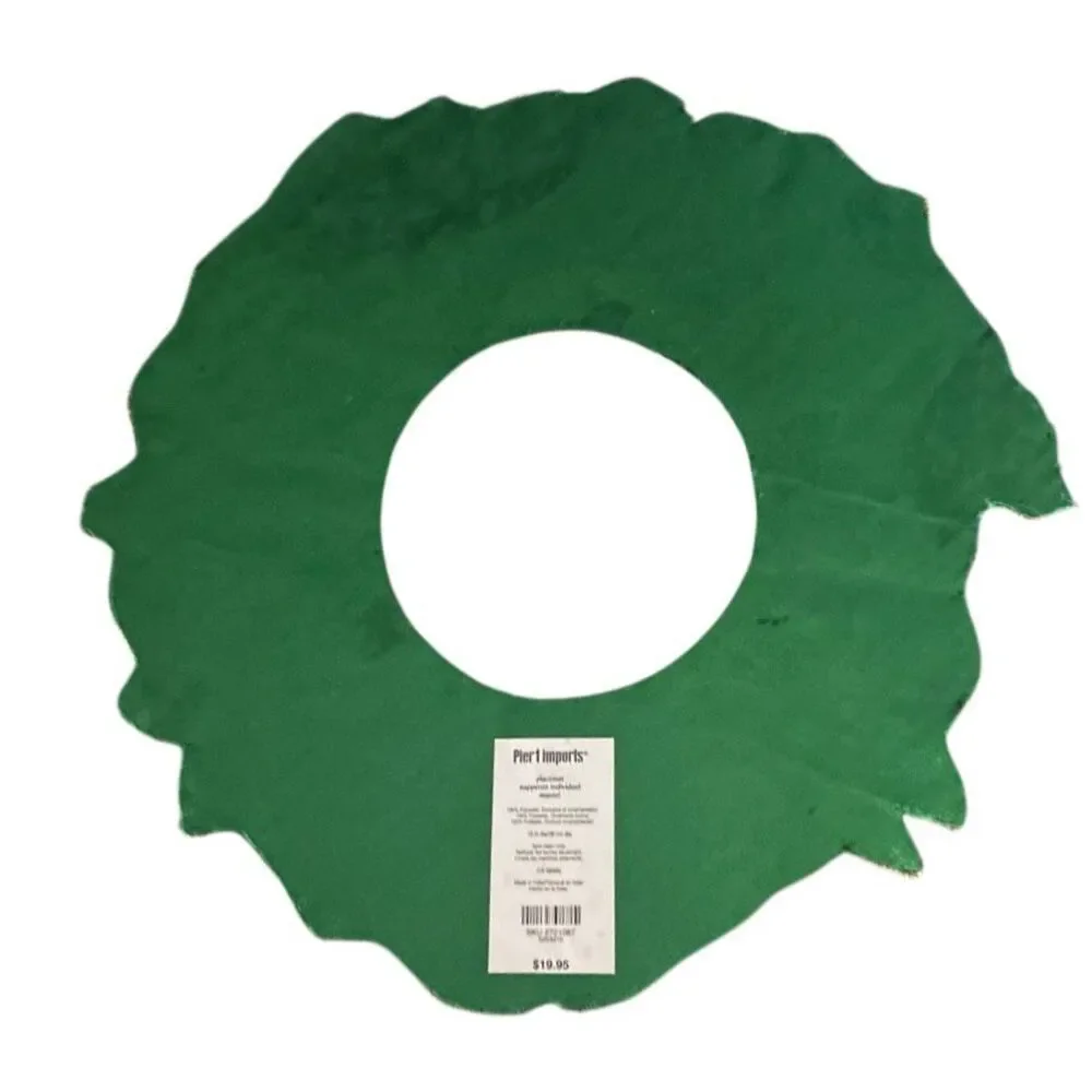 Pier 1 Imports Beaded Placemat Center Piece Green Christmas Wreath Theme